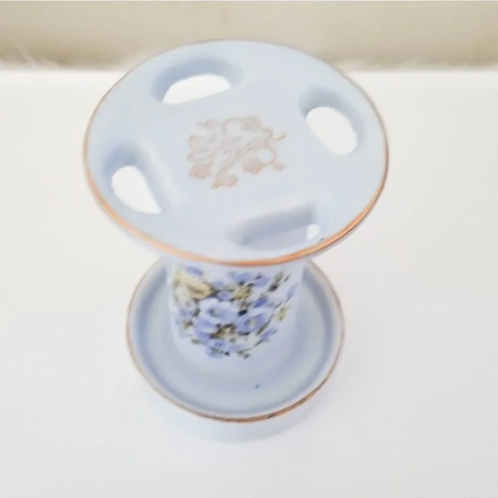 Lefton tooth brush holder made in Japan